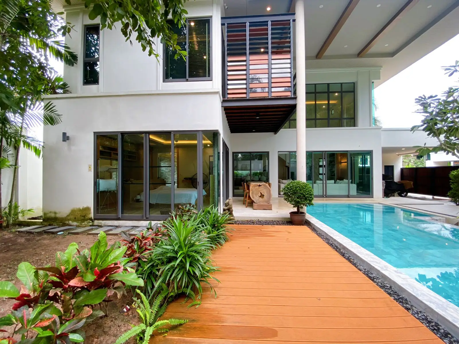 Modern 3 Bedrooms Villa for Sale in Bang Tao, Bang Tao, Phuket