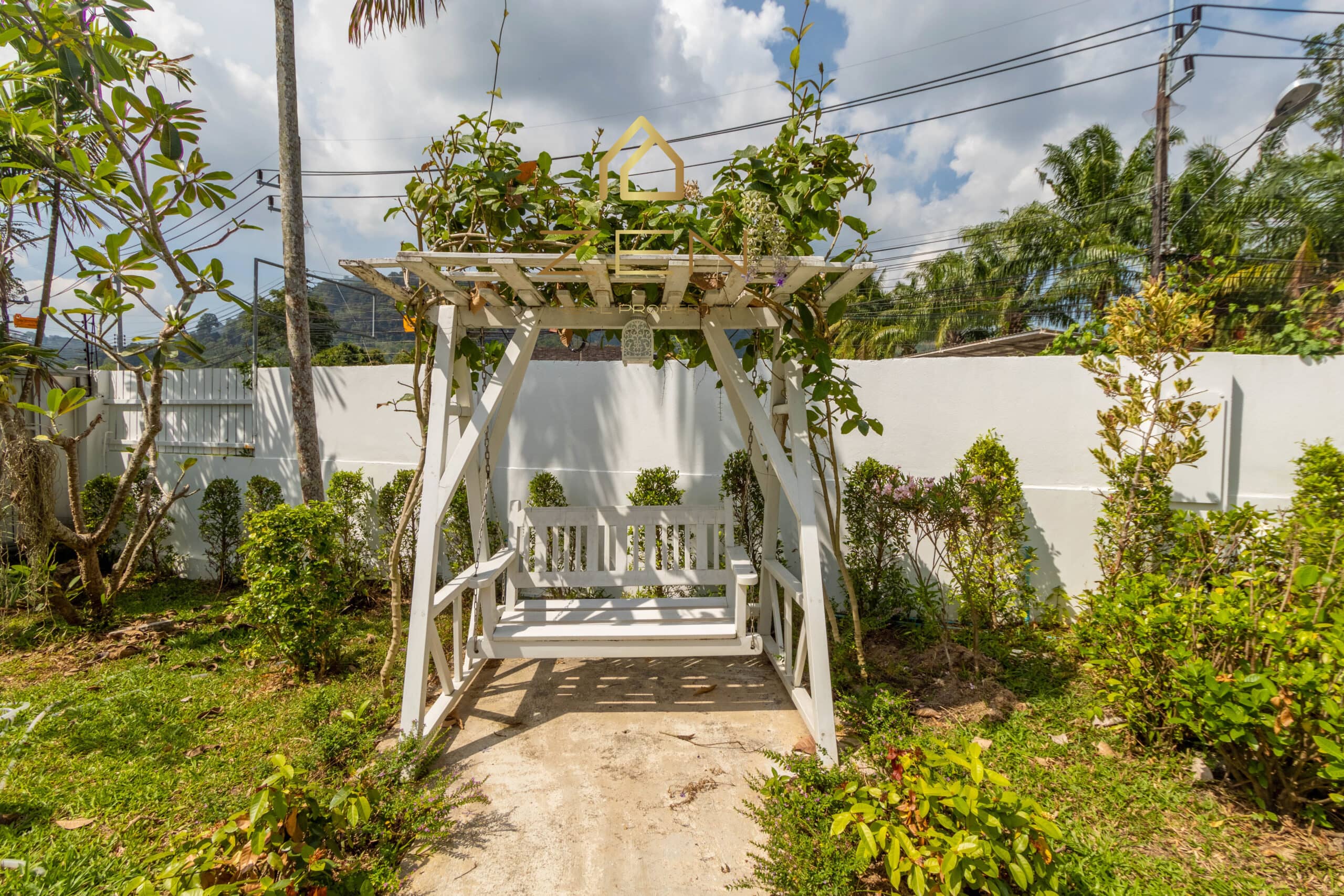 Luxury Villa 5 bedrooms for Rent in Phuket, Kathu, Phuket