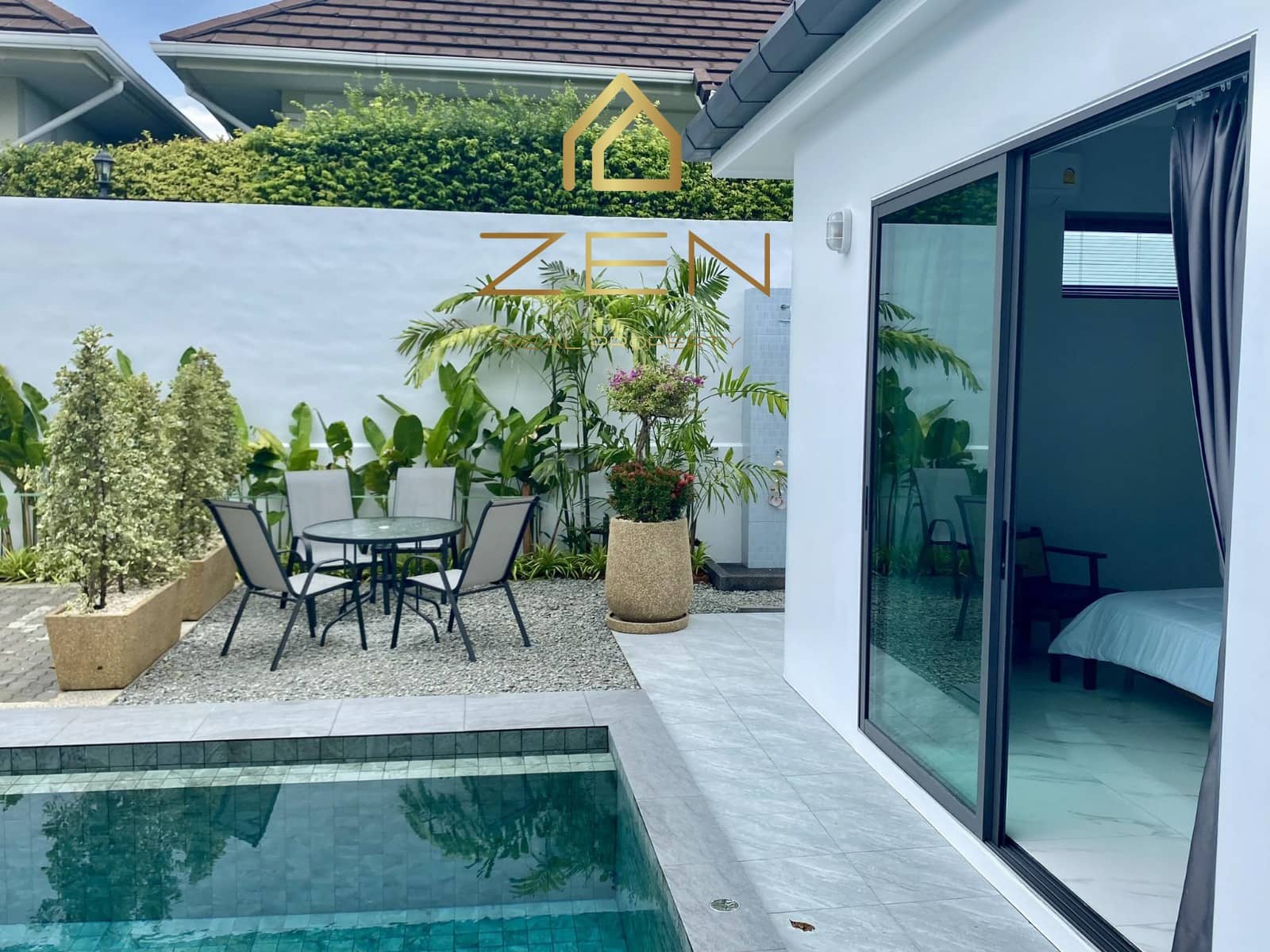Private Pool Villa 3 bedrooms In Rawai for Sale, Rawai, Phuket