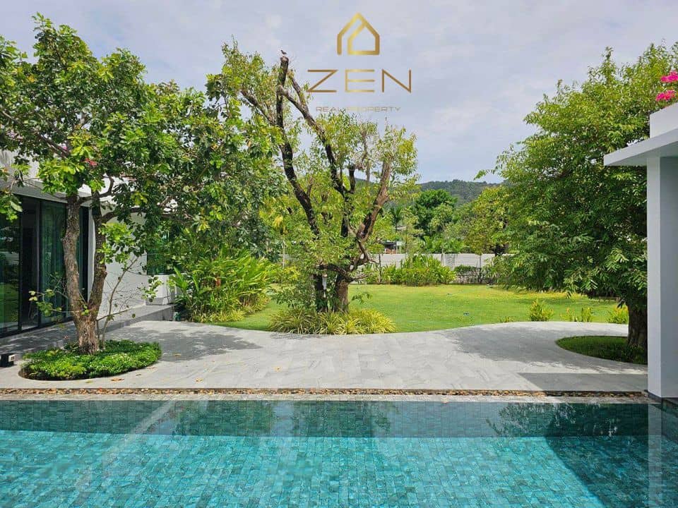 Luxury Villa with 5 Bedrooms in Rawai for Rent, Rawai, Phuket