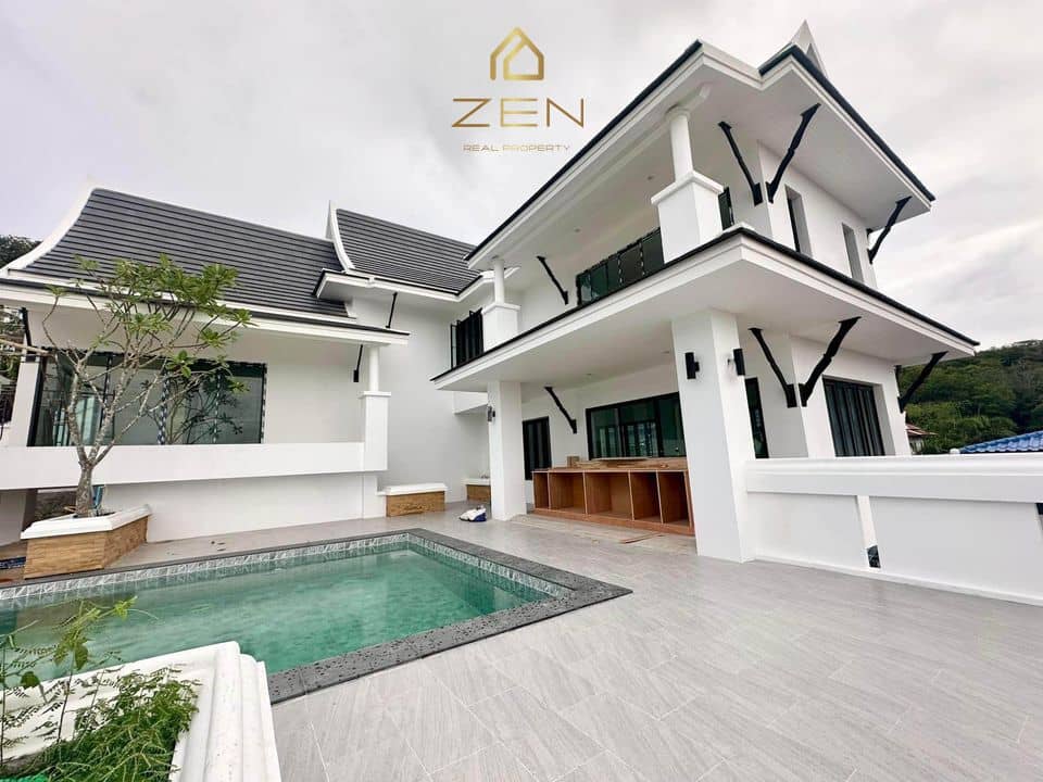 Classy Villa with 4 Bedrooms in Chalong For Sale, Chalong, Phuket