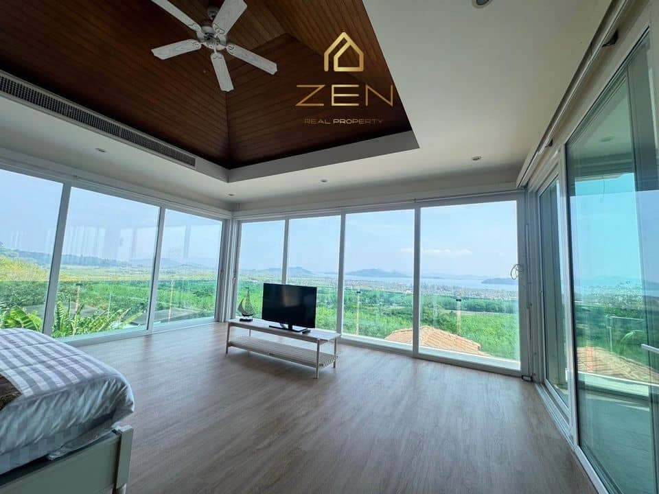 Living in Pa Klok, Phuket