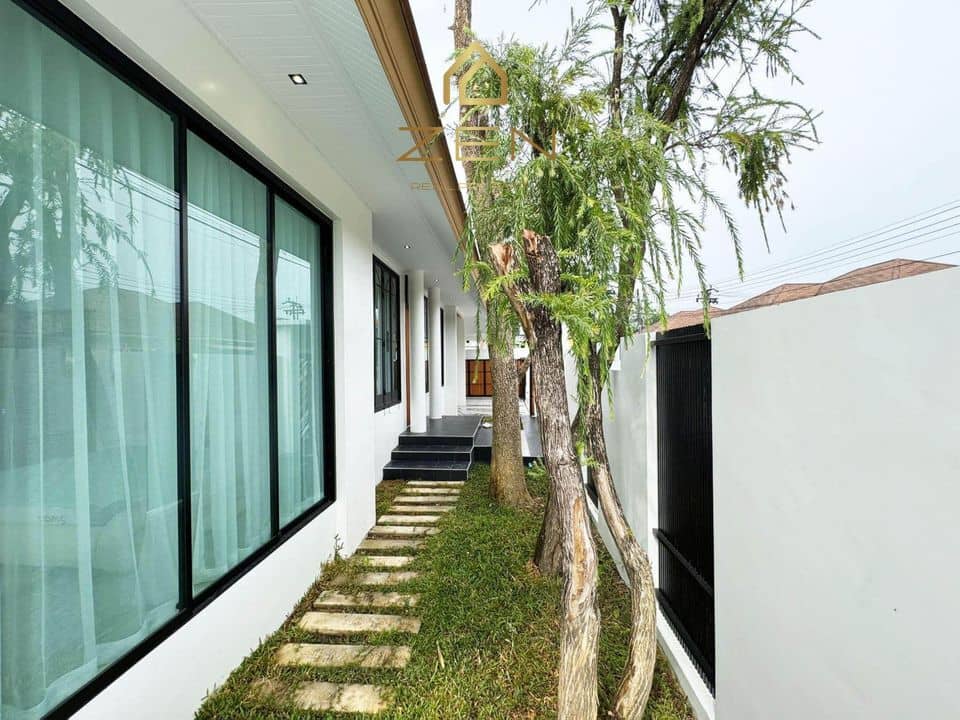 Modern 3-Bedroom Villa in Thalang for Sale, Bang Tao, Phuket
