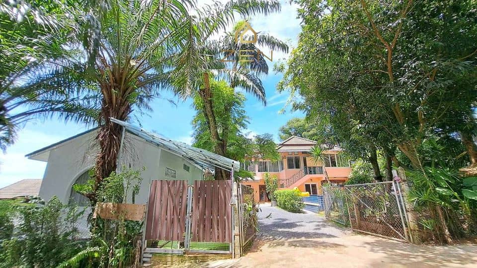 Classy Villa with 3 Bedrooms in Chalong for Rent, Chalong, Phuket