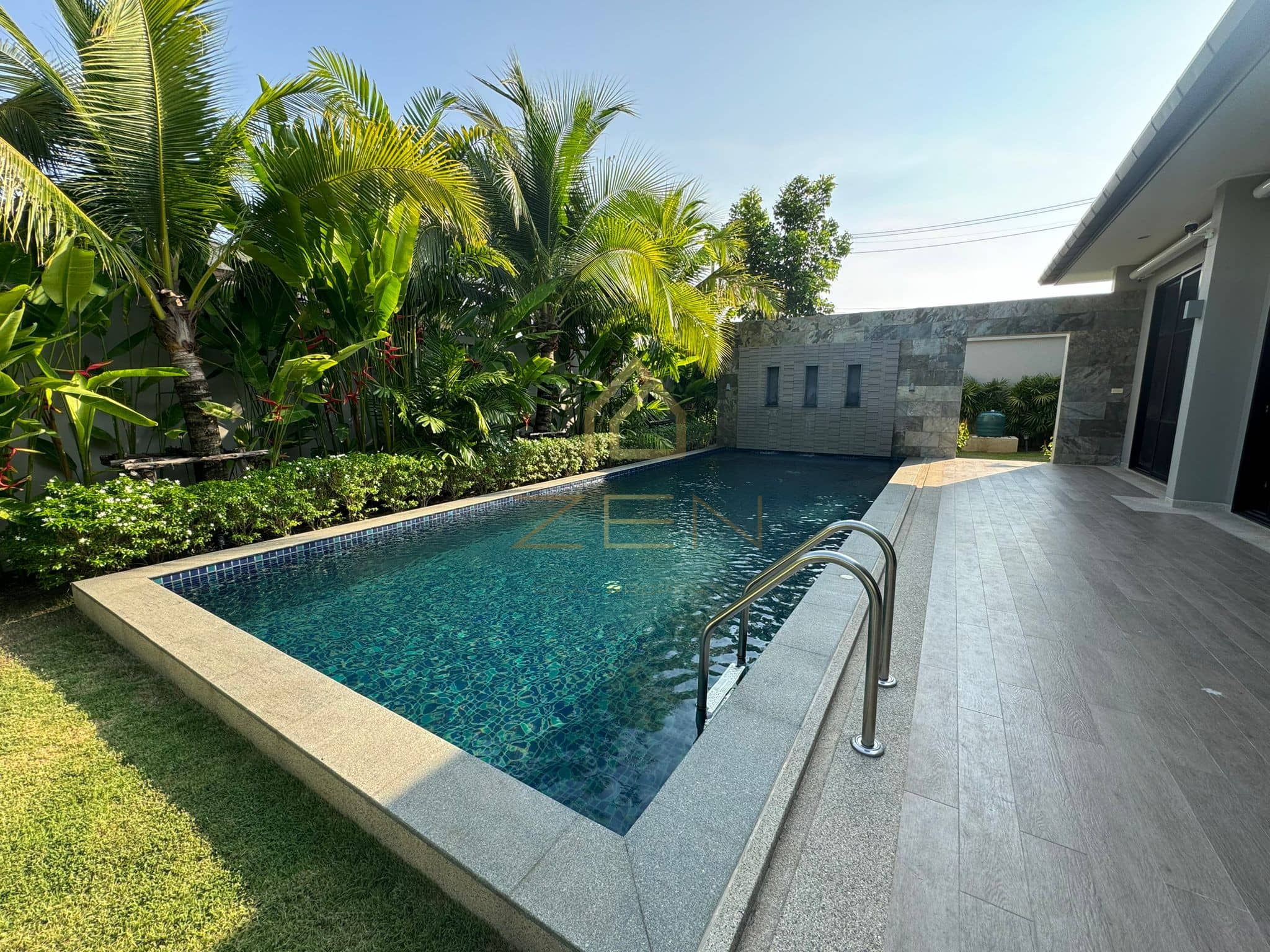 Spacious 3-Bedroom Villa with Large Garden for Rent in Bang Tao, Bang Tao, Phuket