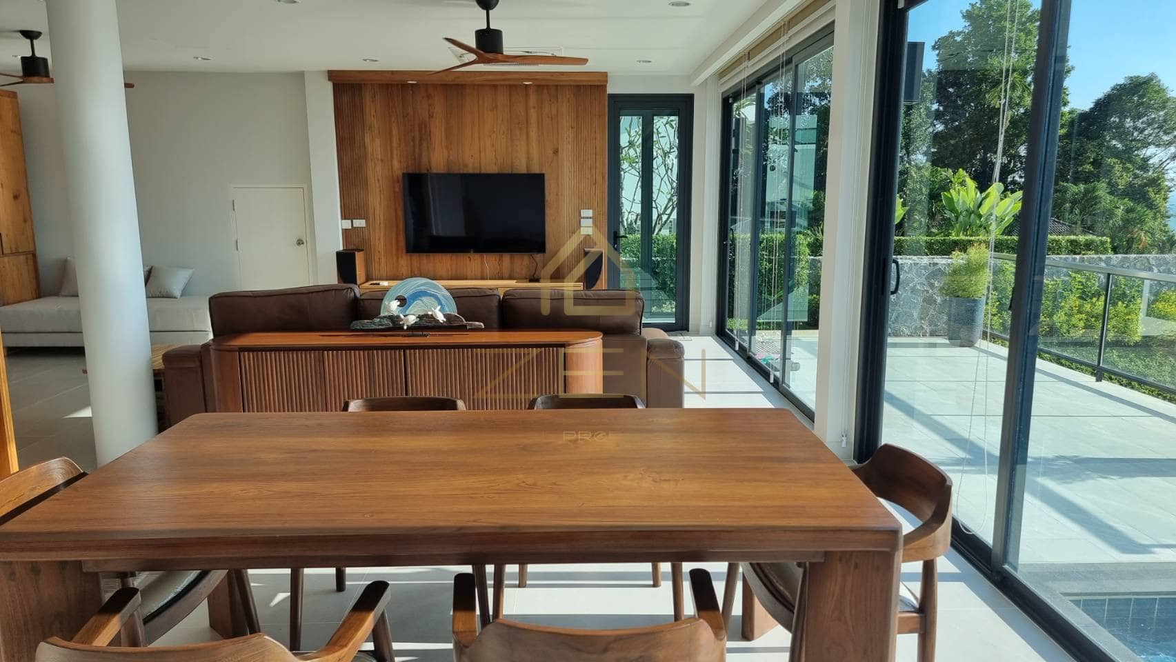Living in Pa Klok, Phuket