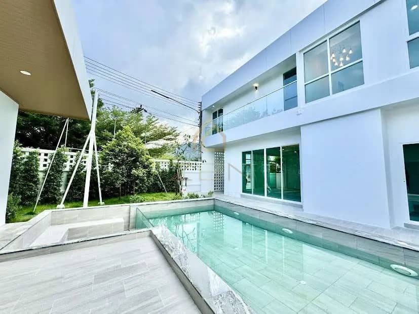 Luxury 4 Bedroom Villa in Kohkaew for Sale, Ko Kaeo, Phuket