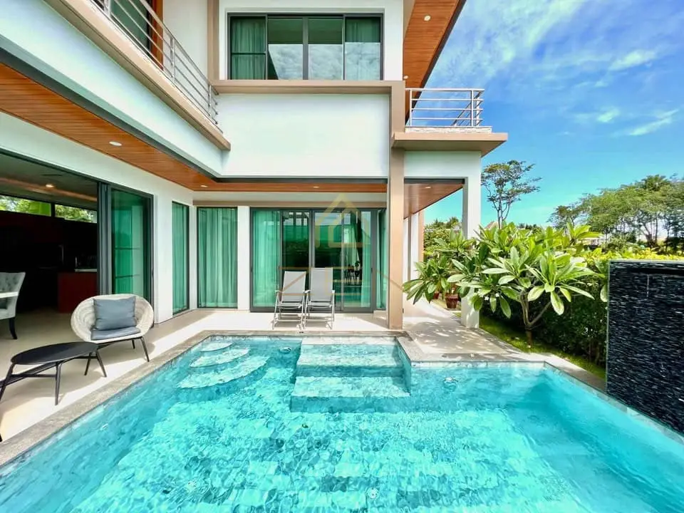 Modern 3-Bedroom Villa in Pasak 8/7 for Long-Term Rental, Bang Tao, Phuket