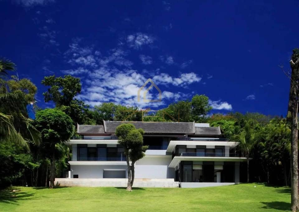 Modern 4-Bedroom Beachfront Villa Cape Yamu — For Rent, Pa Klok, Phuket