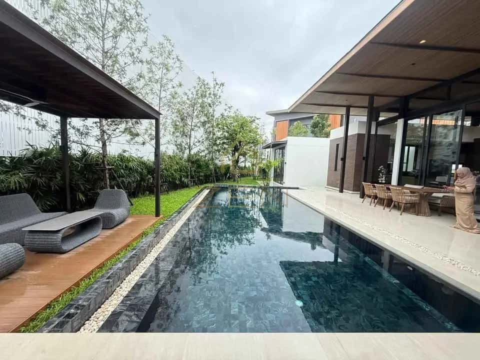 Boat Avenue Residence, Bang Tao, Phuket