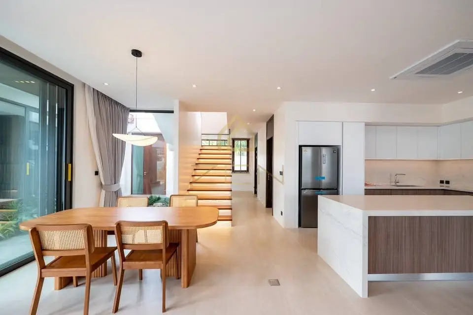 Modern 3+1-Bedroom Villa Pasak – Sale, Bang Tao, Phuket