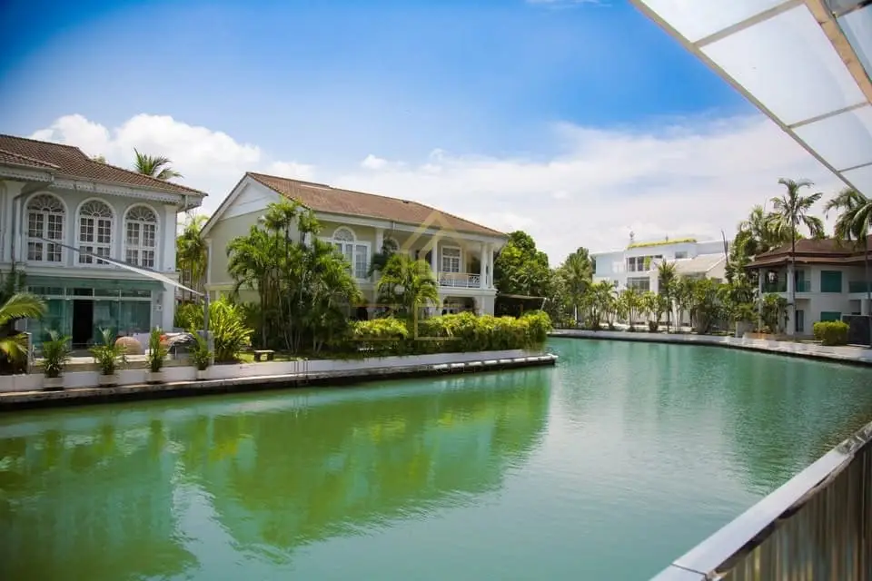 Modern 3-Bedroom Townhome in Boat Lagoon for Long-Term Rental, Ko Kaeo, Phuket