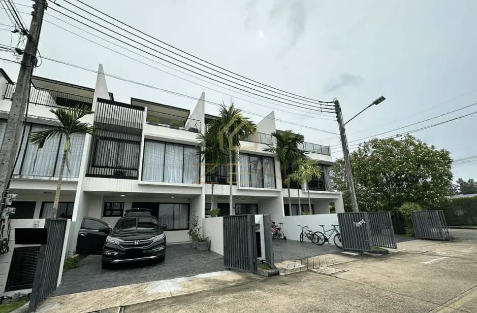 Modern 3-Bedroom Townhouse Laguna Park – Long-Term Rental & Sale Opportunity, Bang Tao, Phuket