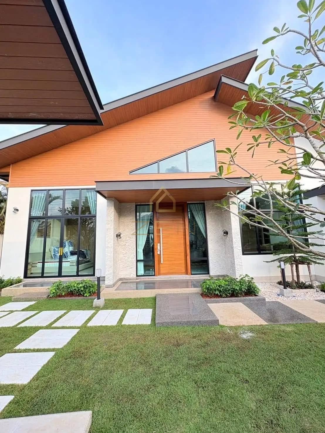 Modern 4-Bedroom Luxury Villa Saiyuan – Phuket | For Rent, Rawai, Phuket