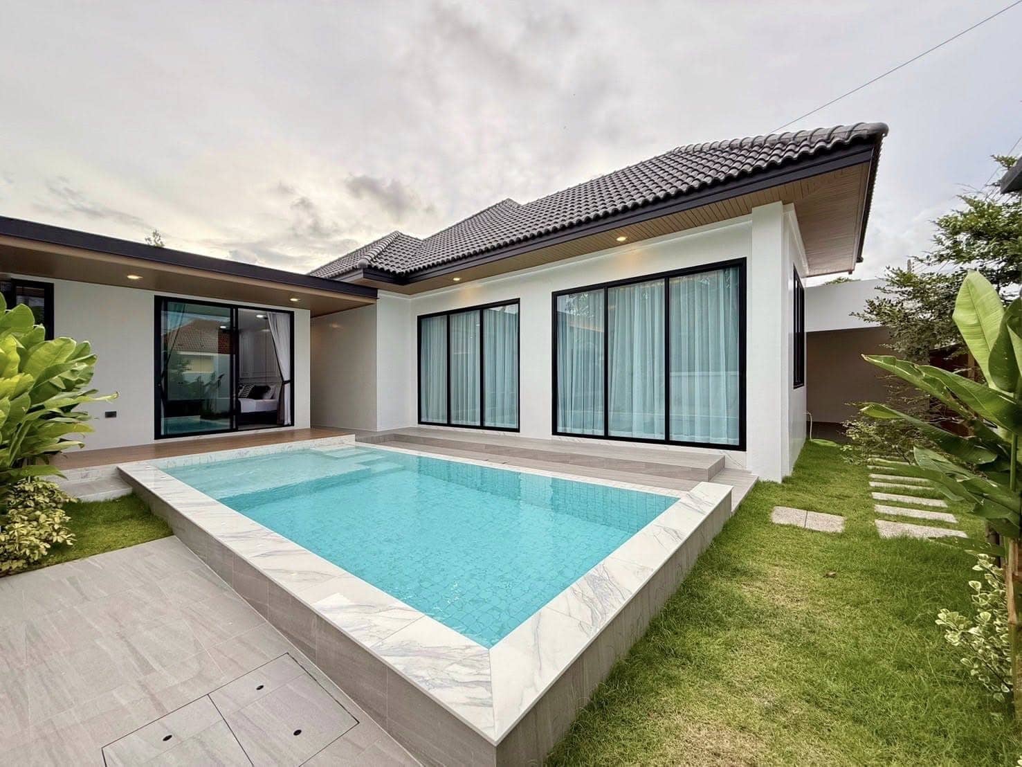 Modern 3-Bedroom Villa in Kathu for Sale, Kathu, Phuket