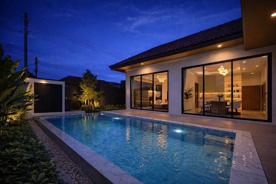 Modern 3-Bedroom Villa near BIS Phuket for Sale, Ko Kaeo, Phuket