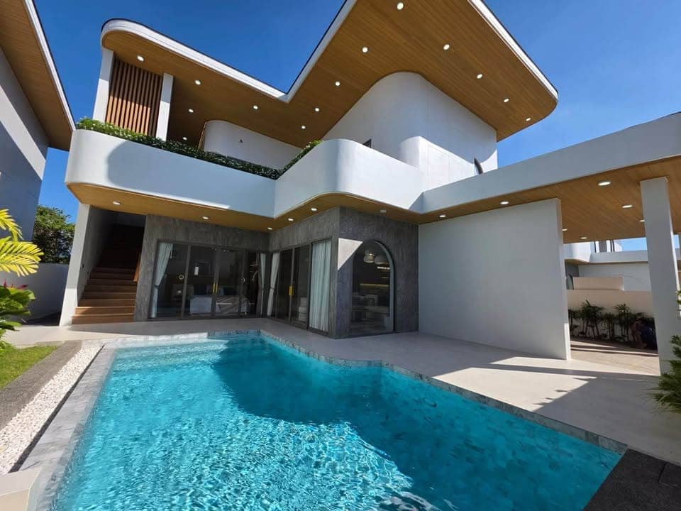 Modern 4-Bedroom Villa with Mountain View for Long-Term Rental in Phuket, Bang Tao, Phuket