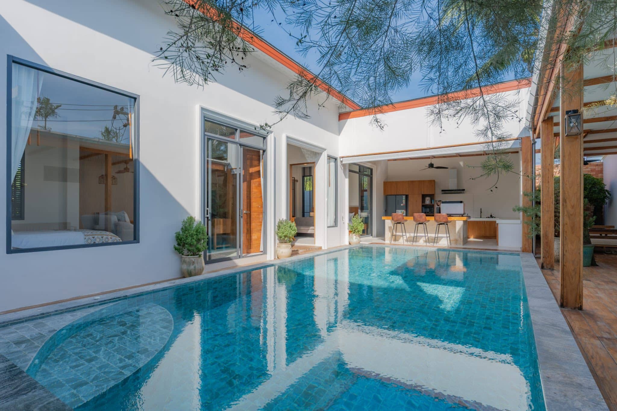 Modern 6 Bedroom Pool Villa in Bang Tao for Rent, Bang Tao, Phuket