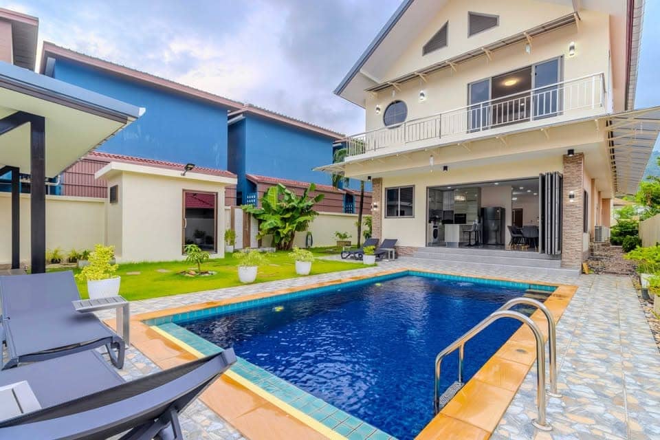 Modern 3-Bedroom Pool Villa Rawai for Long-Term Rental, Rawai, Phuket