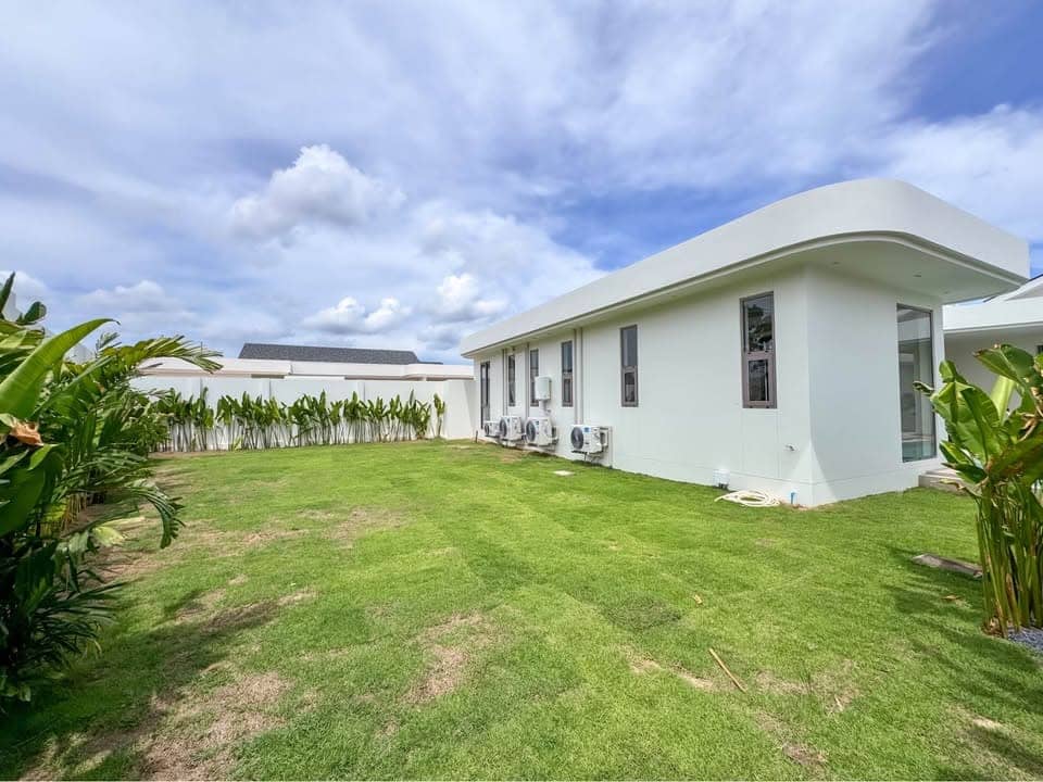 Modern 4-Bedroom Luxury Pool Villa in Bang Tao for Long-Term Rental, Bang Tao, Phuket