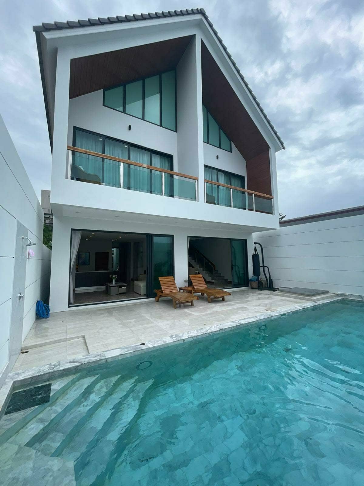 Luxury 3-Bedroom Private Pool Villa in Rawai for Long-Term Rental, Rawai, Phuket