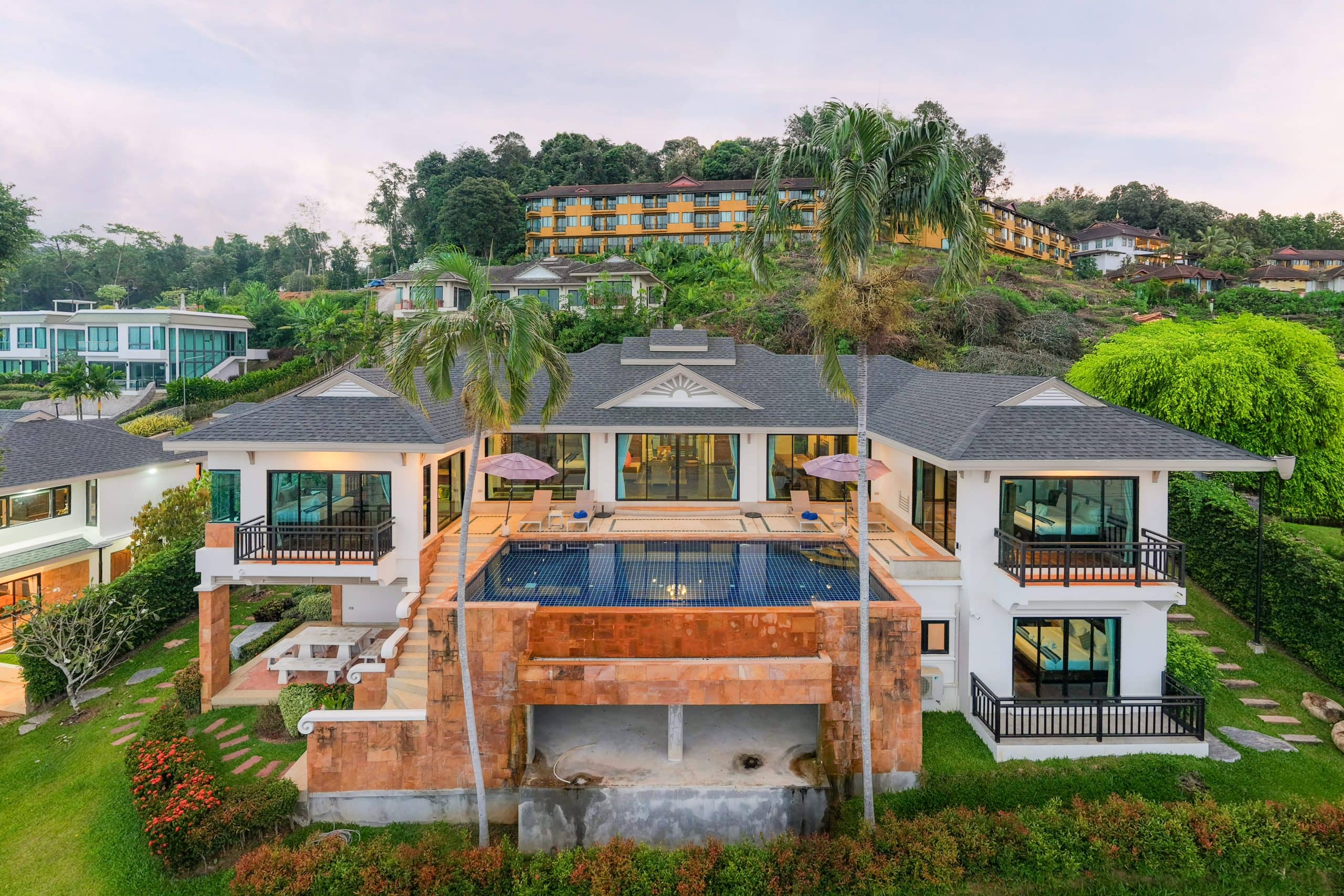 Modern 3-Bedroom Beachfront Villa at Supalai Scenic Bay, Paklok – Long-Term Rental, Pa Klok, Phuket